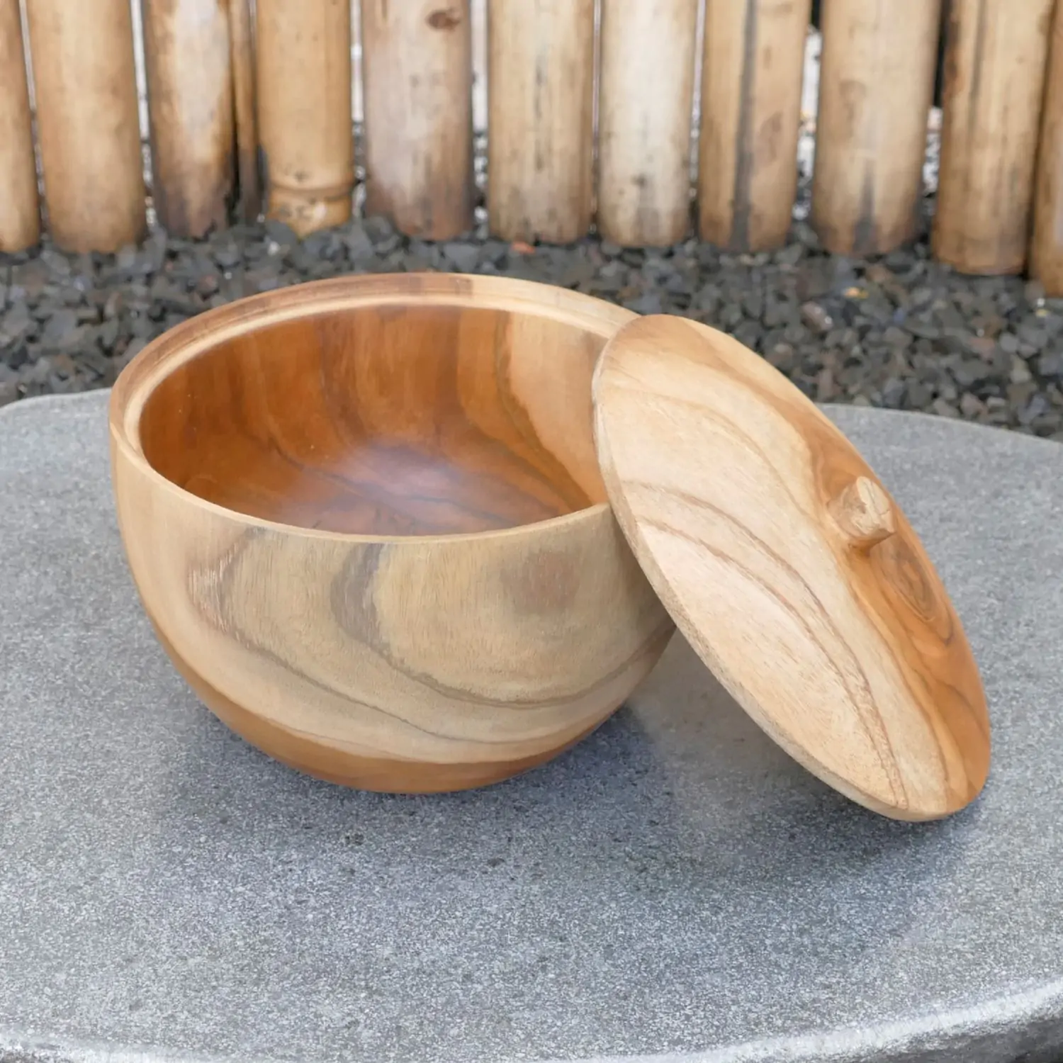  Product image 1 of the product “Wooden bowl with cap, made of teak wood, 16 cm dia, 9 cm Height ”